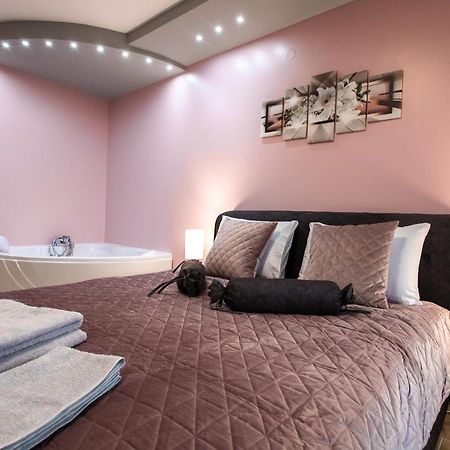Room Jacuzzi “Athena” Σουμπότικα Εξωτερικό φωτογραφία