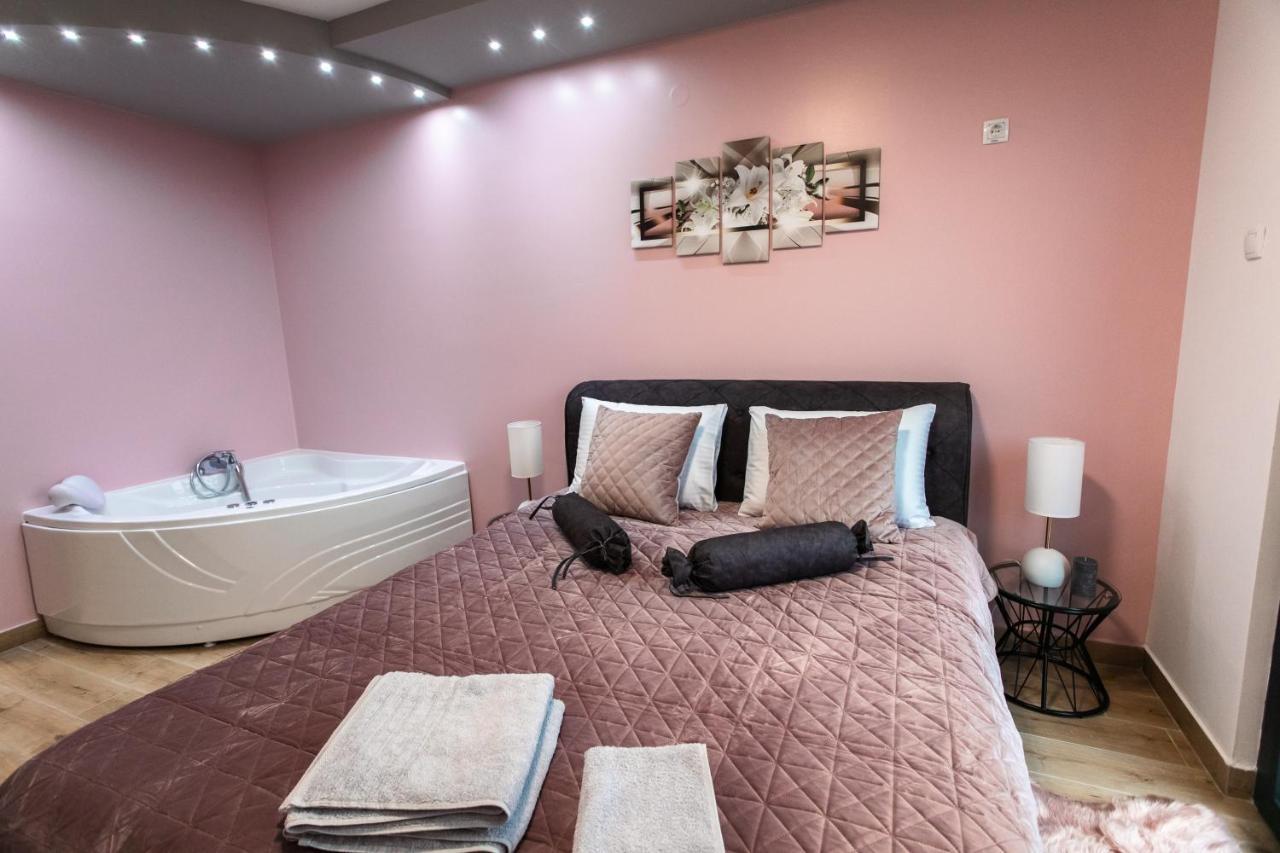 Room Jacuzzi “Athena” Σουμπότικα Εξωτερικό φωτογραφία