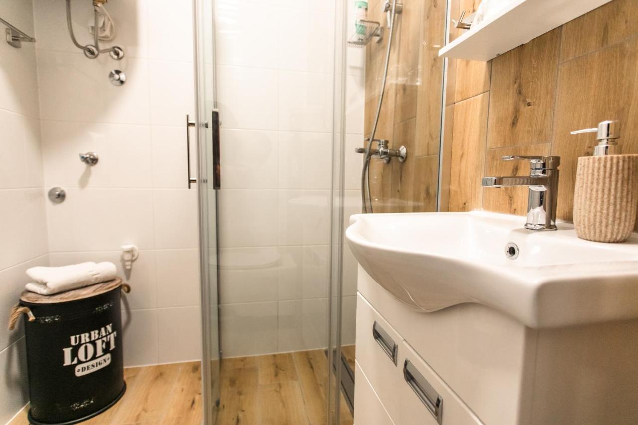 Room Jacuzzi “Athena” Σουμπότικα Εξωτερικό φωτογραφία