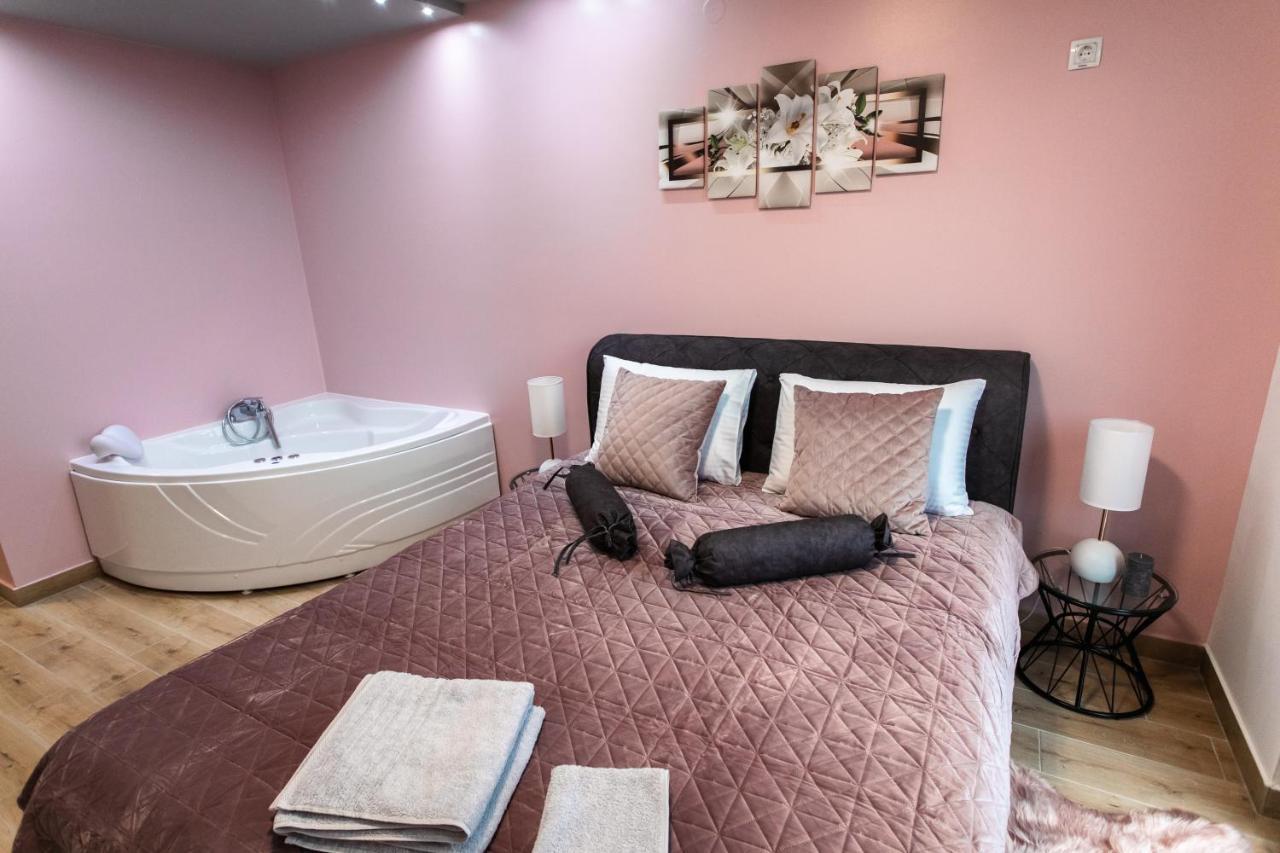 Room Jacuzzi “Athena” Σουμπότικα Εξωτερικό φωτογραφία